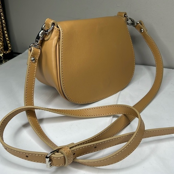 Jane August Handbags - Jane August Camel Tan Brown Leather Crossbody Bag